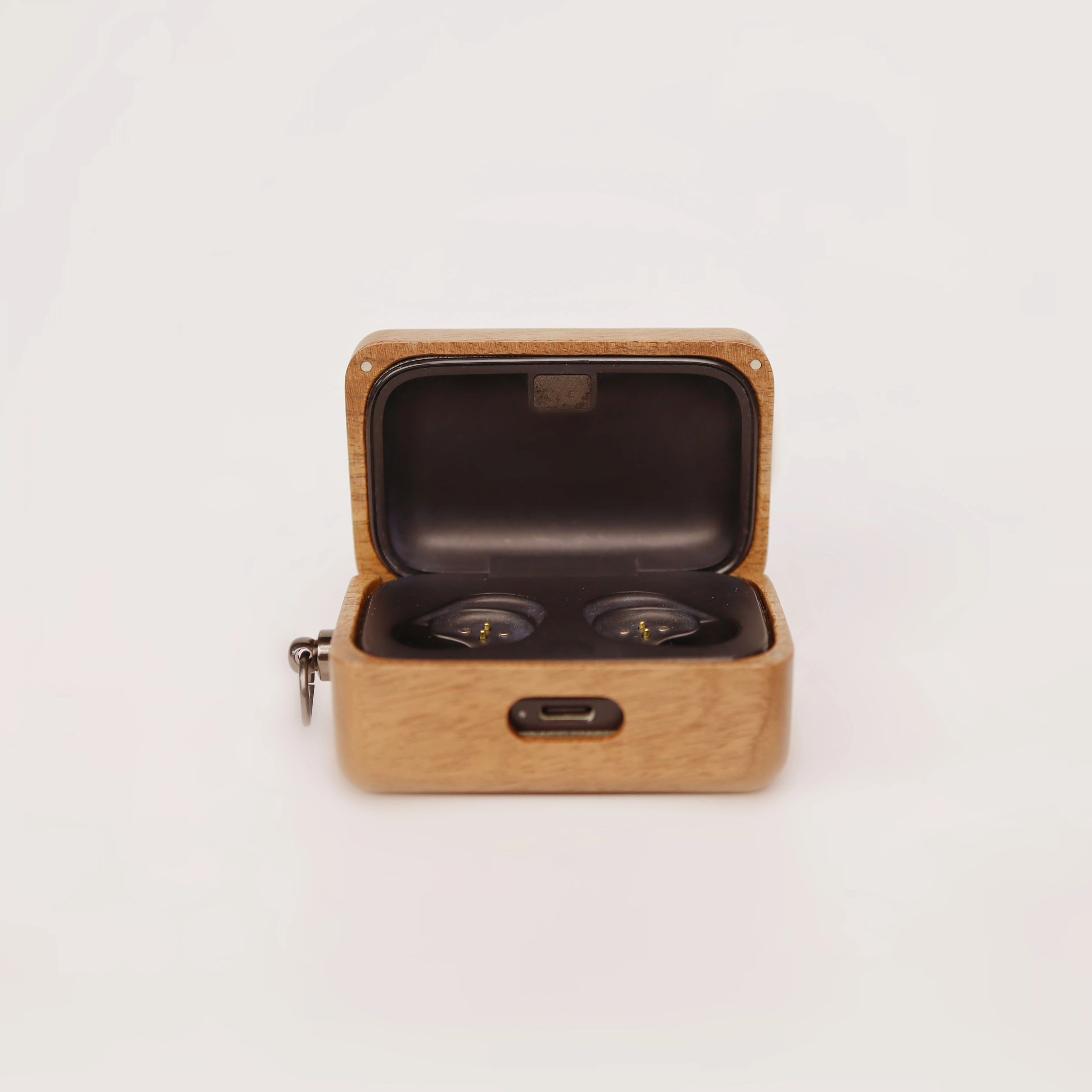 Estojo de madeira maciça de no - Sennheiser Headphone Momentum 4 avaliação e preço